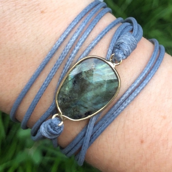 Labradorite Crystal Wrap Bracelet - Picture 5 of 5